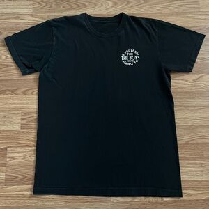 Classic Black Men's Tee with Graphic Print